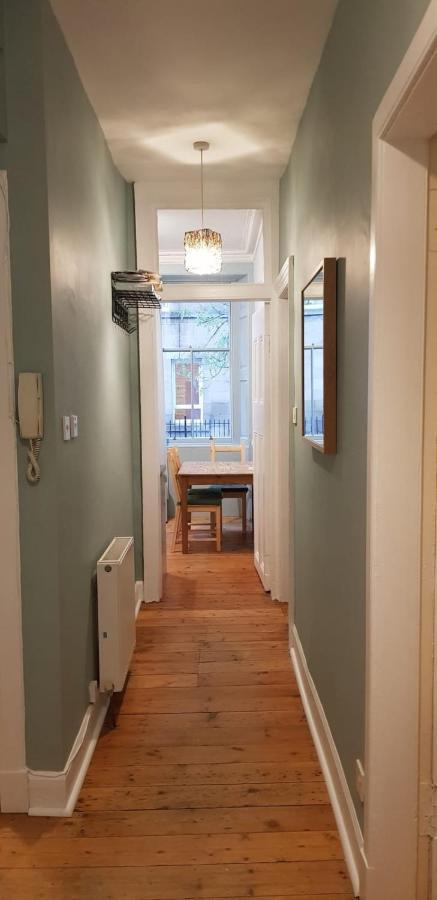Central 3 Bedroom Next To Leafy Meadows EDI Exterior photo
