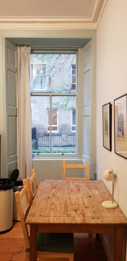 Central 3 Bedroom Next To Leafy Meadows EDI Exterior photo