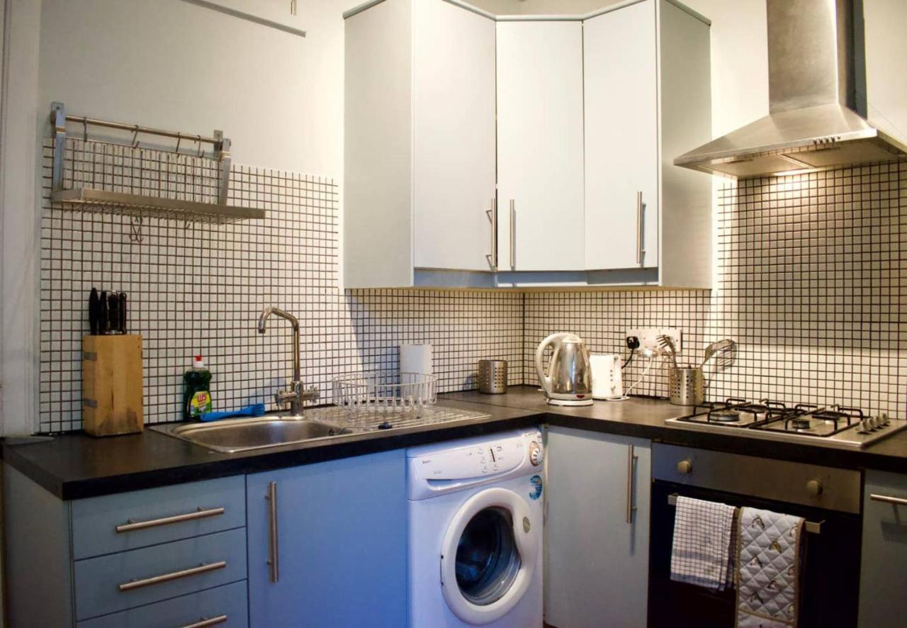 Central 3 Bedroom Next To Leafy Meadows EDI Exterior photo